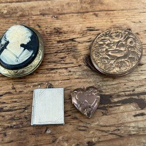 Lot of vintage locket pendants